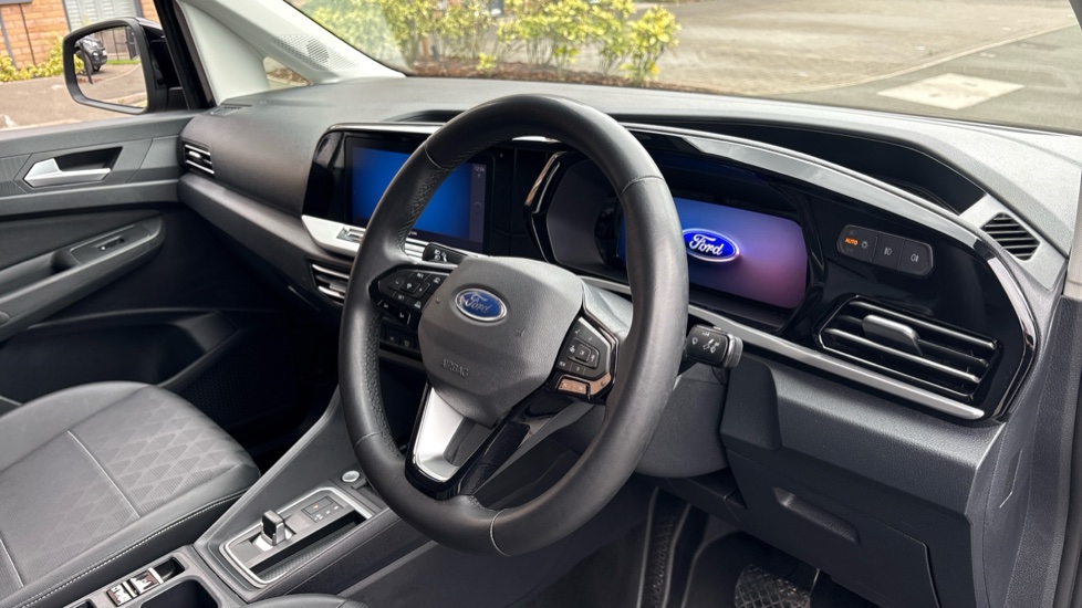Ford Transit Connect 230 L1 Diesel 2.0 EcoBlue 122ps Limited Van Auto - Image 6