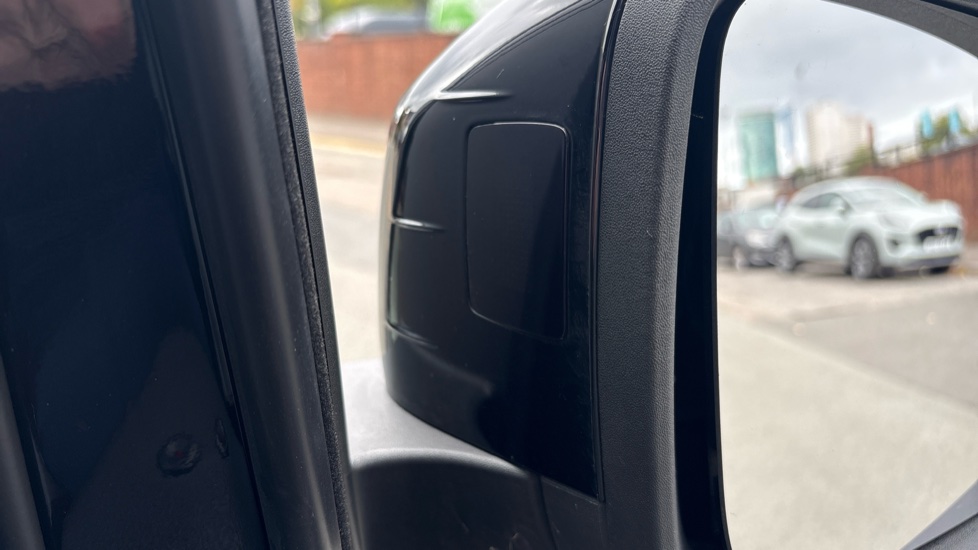 Ford Transit Connect 230 L1 Diesel 2.0 EcoBlue 122ps Limited Van Auto - Image 23