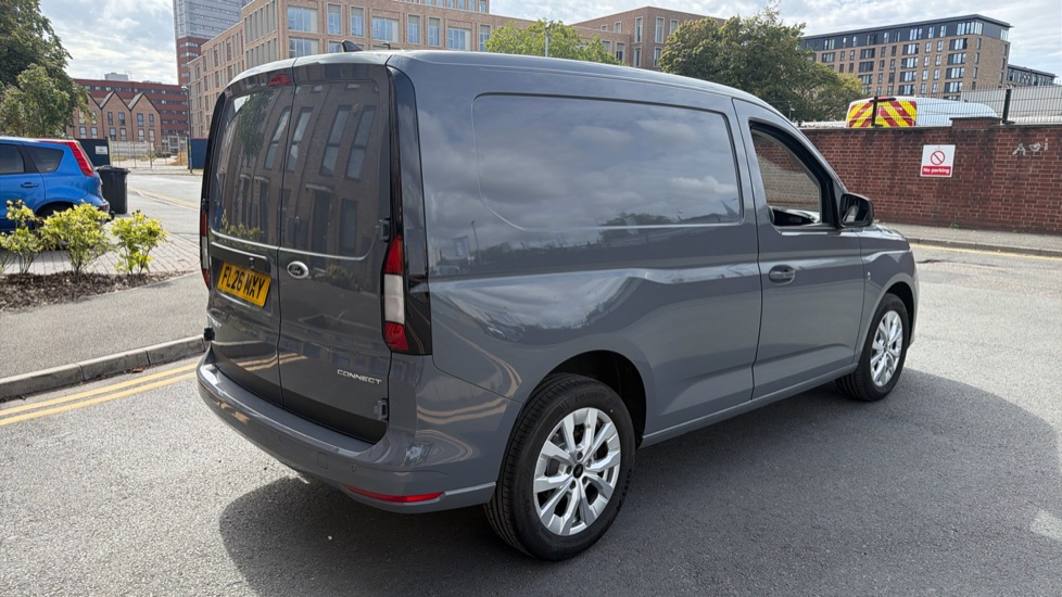 Ford Transit Connect 230 L1 Diesel 2.0 EcoBlue 122ps Limited Van Auto - Image 10