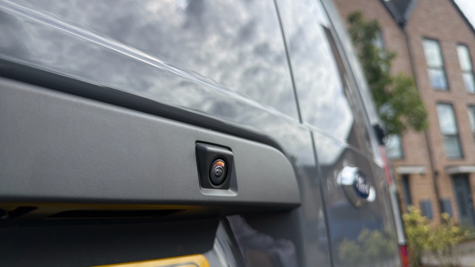 Ford Transit Connect 230 L1 Diesel 2.0 EcoBlue 122ps Limited Van Auto - Image 33