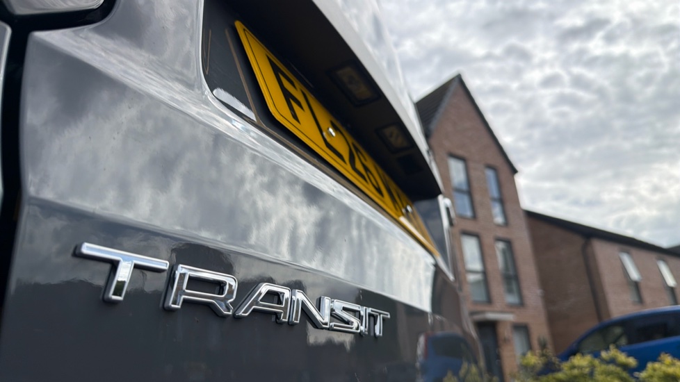 Ford Transit Connect 230 L1 Diesel 2.0 EcoBlue 122ps Limited Van Auto - Image 38