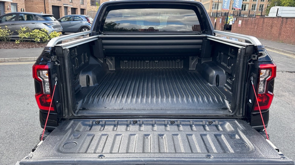Ford Ranger Petrol Pick Up D/Cab Wildtrak 2.3 EcoBoost PHEV 281 Auto - Image 12