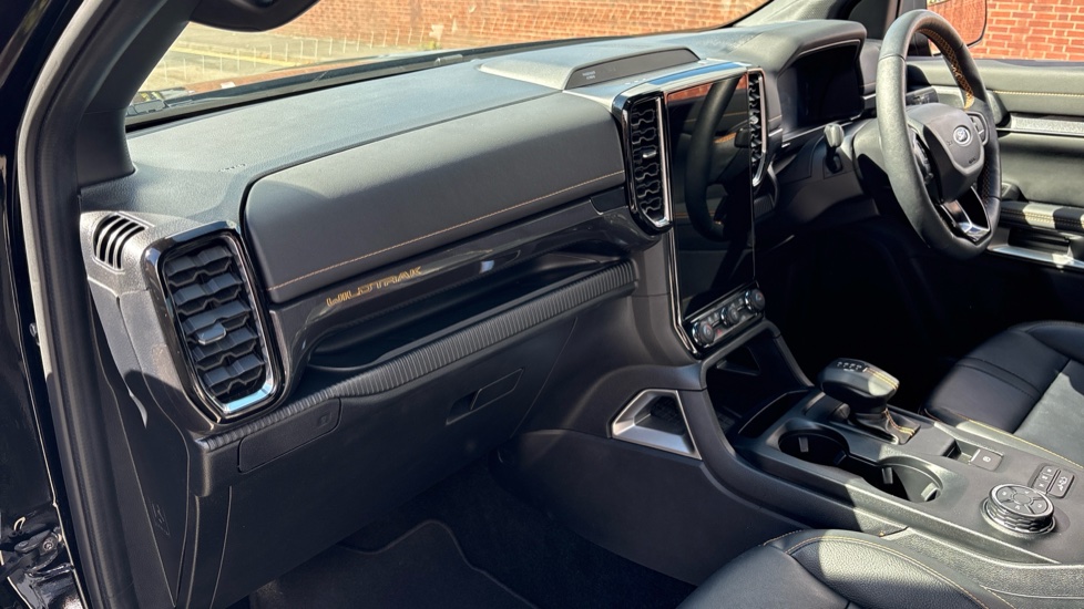 Ford Ranger Petrol Pick Up D/Cab Wildtrak 2.3 EcoBoost PHEV 281 Auto - Image 34