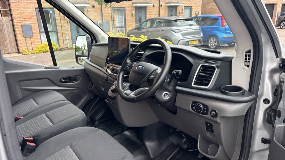 Ford Transit 350 L3 Diesel Fwd 2.0 EcoBlue 165ps H2 Limited Van Auto [Nav] - Image 6