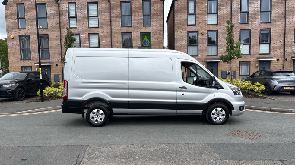 Ford Transit 350 L3 Diesel Fwd 2.0 EcoBlue 165ps H2 Limited Van Auto [Nav] - Image 9
