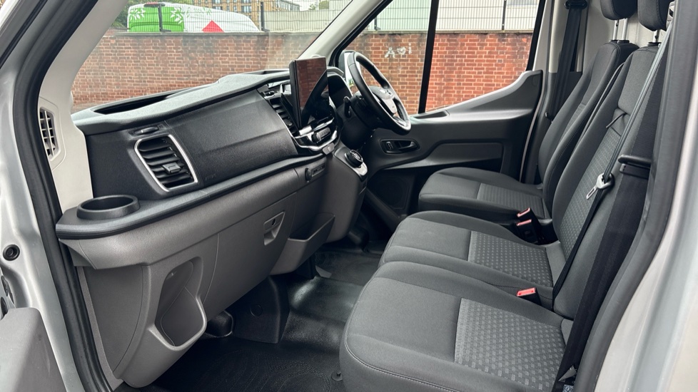 Ford Transit 350 L3 Diesel Fwd 2.0 EcoBlue 165ps H2 Limited Van Auto [Nav] - Image 13