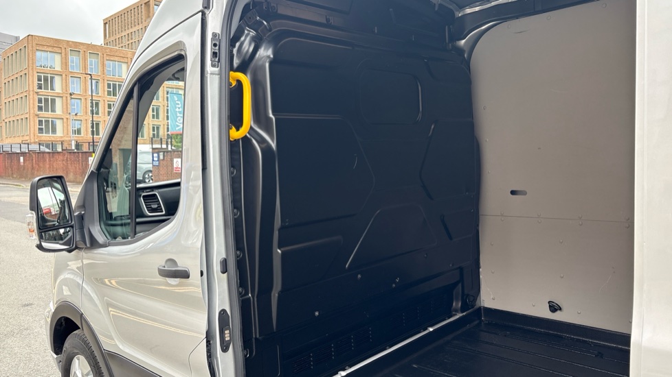 Ford Transit 350 L3 Diesel Fwd 2.0 EcoBlue 165ps H2 Limited Van Auto [Nav] - Image 18