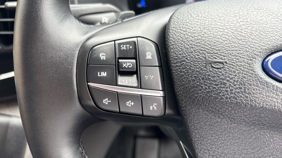 Ford Transit 350 L3 Diesel Fwd 2.0 EcoBlue 165ps H2 Limited Van Auto [Nav] - Image 21