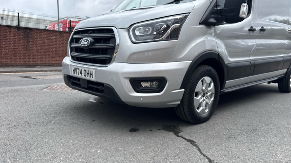 Ford Transit 350 L3 Diesel Fwd 2.0 EcoBlue 165ps H2 Limited Van Auto [Nav] - Image 34