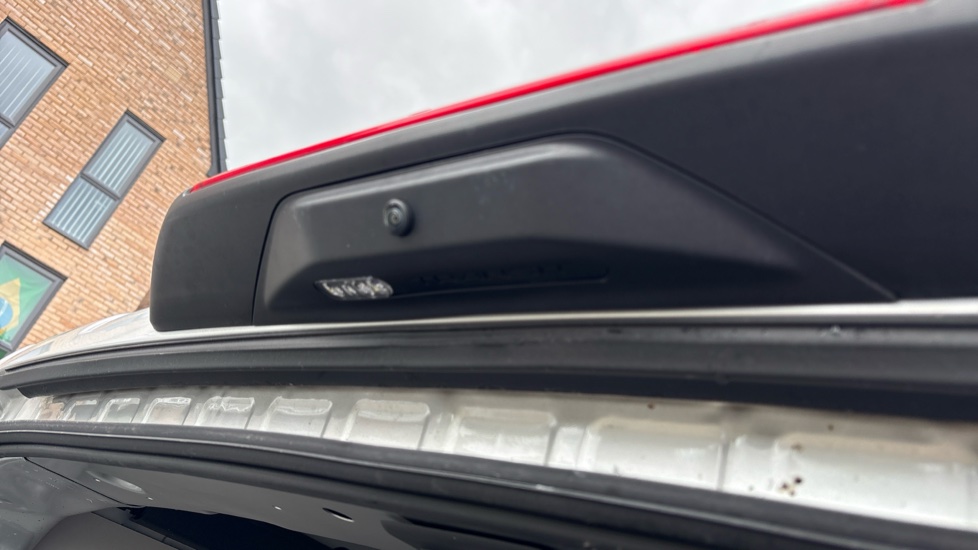 Ford Transit 350 L3 Diesel Fwd 2.0 EcoBlue 165ps H2 Limited Van Auto [Nav] - Image 39