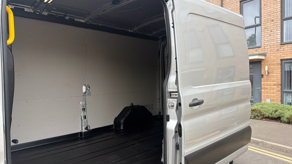 Ford Transit 350 L3 Diesel Fwd 2.0 EcoBlue 165ps H2 Limited Van Auto [Nav] - Image 5