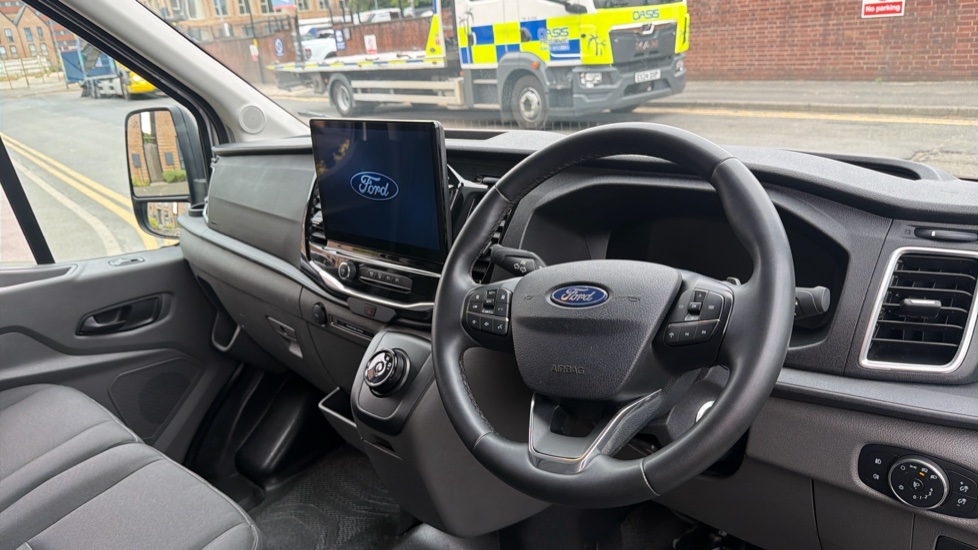 Ford Transit 350 L3 Diesel Fwd 2.0 EcoBlue 165ps H2 Limited Van Auto [Nav] - Image 16