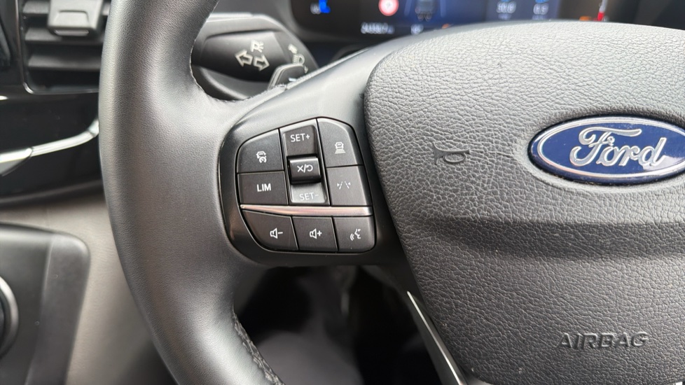 Ford Transit 350 L3 Diesel Fwd 2.0 EcoBlue 165ps H2 Limited Van Auto [Nav] - Image 21