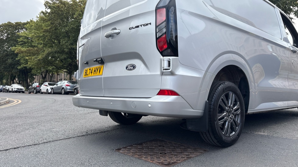 Ford Transit Custom 280 L1 Diesel Fwd 2.0 EcoBlue 136ps H1 Van Limited Auto - Image 37