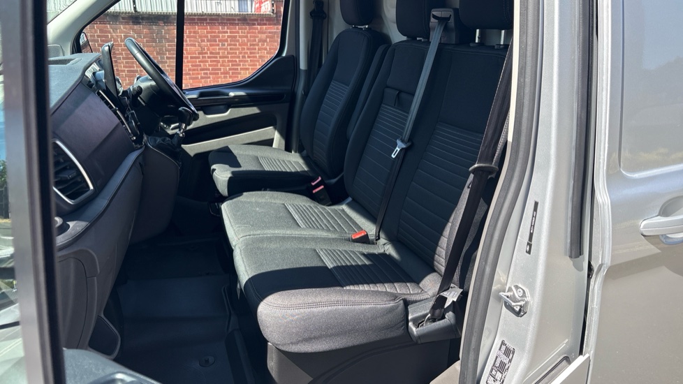Ford Transit Custom 300 L2 Diesel Fwd 2.0 EcoBlue 130ps High Roof Limited Van - Image 33