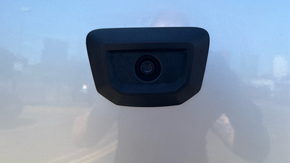 Ford Transit Custom 300 L2 Diesel Fwd 2.0 EcoBlue 130ps High Roof Limited Van - Image 35