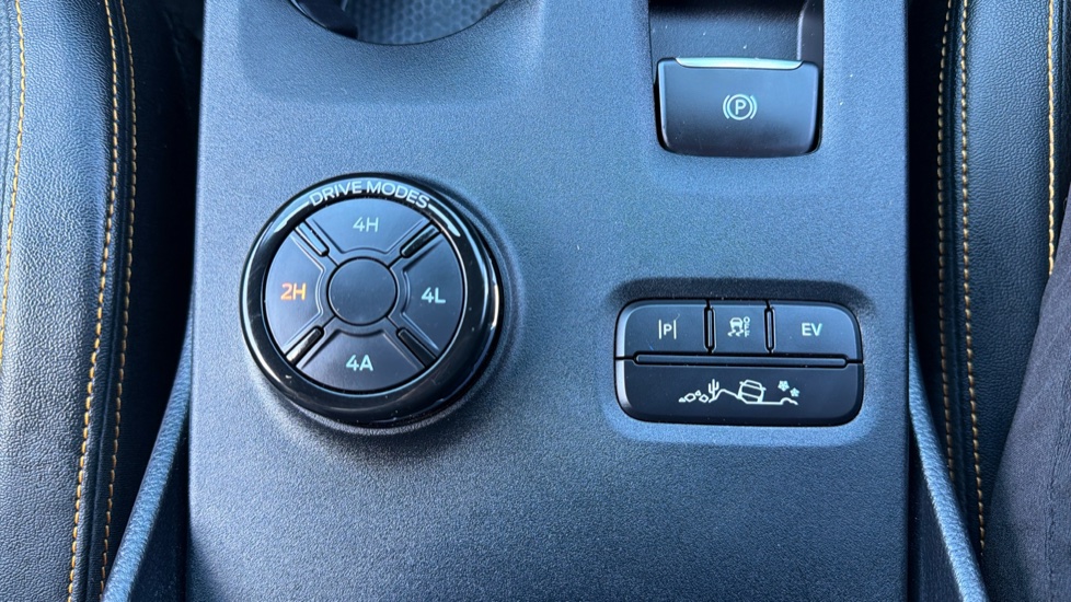 Ford Ranger Petrol Pick Up D/Cab Wildtrak 2.3 EcoBoost PHEV 281 Auto - Image 26