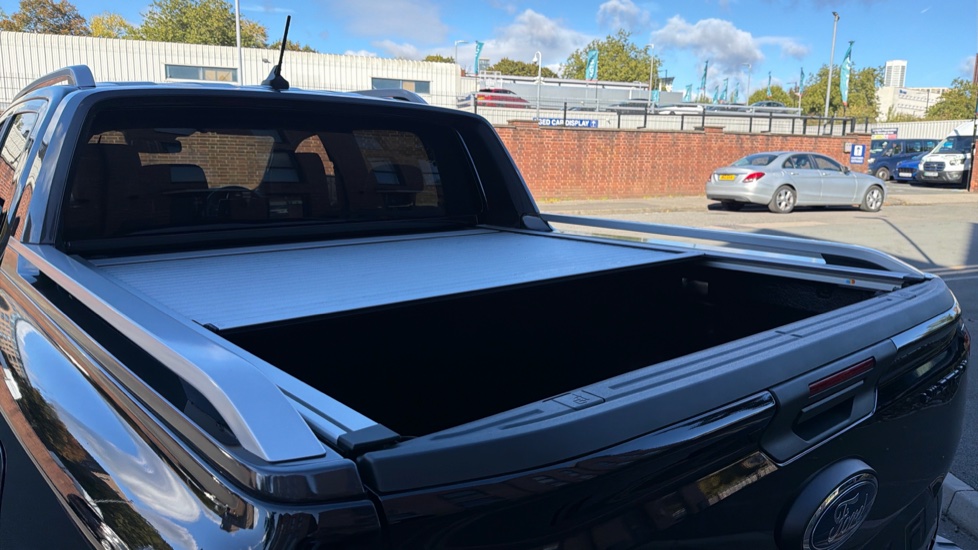 Ford Ranger Petrol Pick Up D/Cab Wildtrak 2.3 EcoBoost PHEV 281 Auto - Image 34