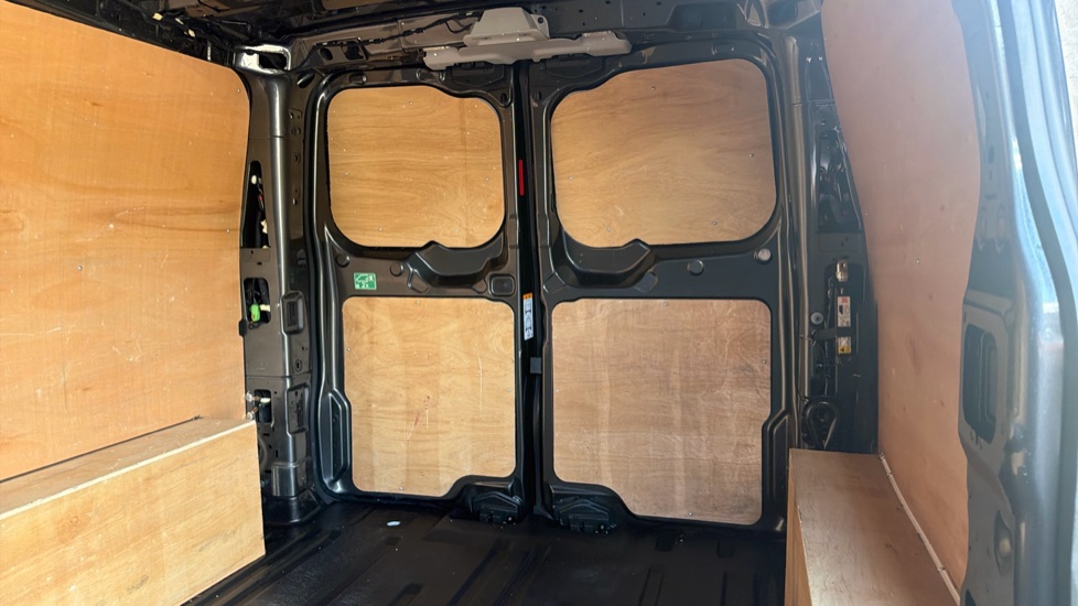 Ford Transit Custom 320 L1 Petrol Fwd 2.5 PHEV 232ps H1 Van Limited Auto - Image 14