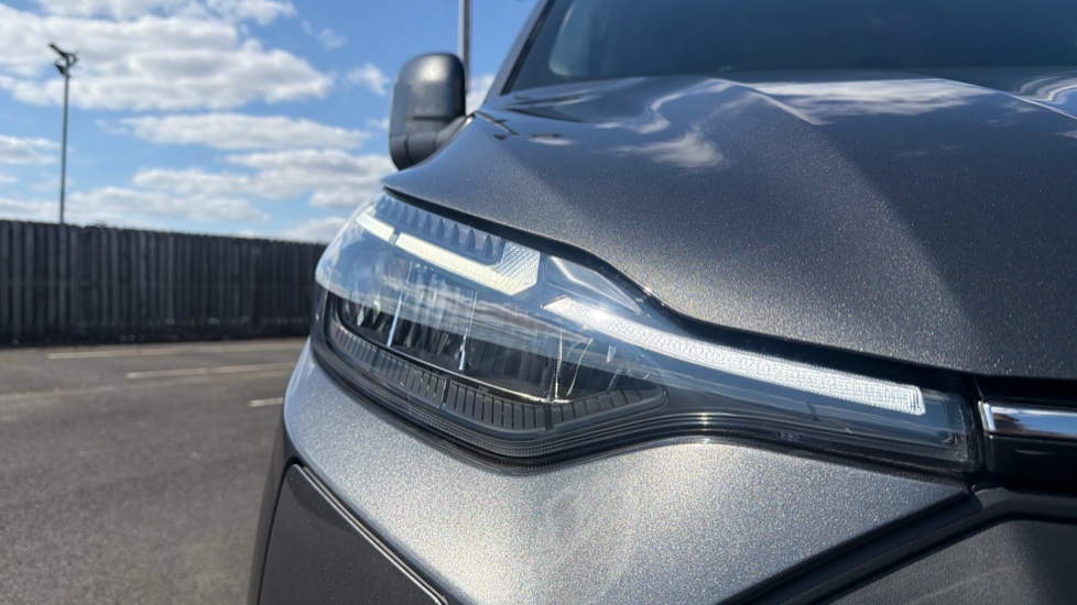 Ford Transit Custom 320 L1 Petrol Fwd 2.5 PHEV 232ps H1 Van Limited Auto - Image 30