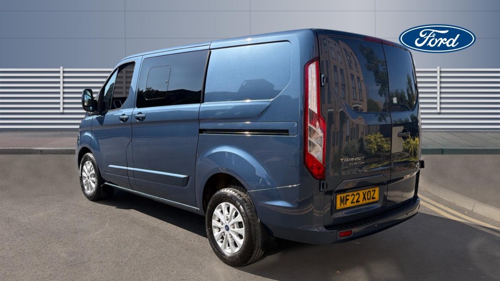 Ford Transit Custom 300 L1 Diesel Fwd 2.0 EcoBlue 130ps Low Roof D/Cab Limited Van - Image 2