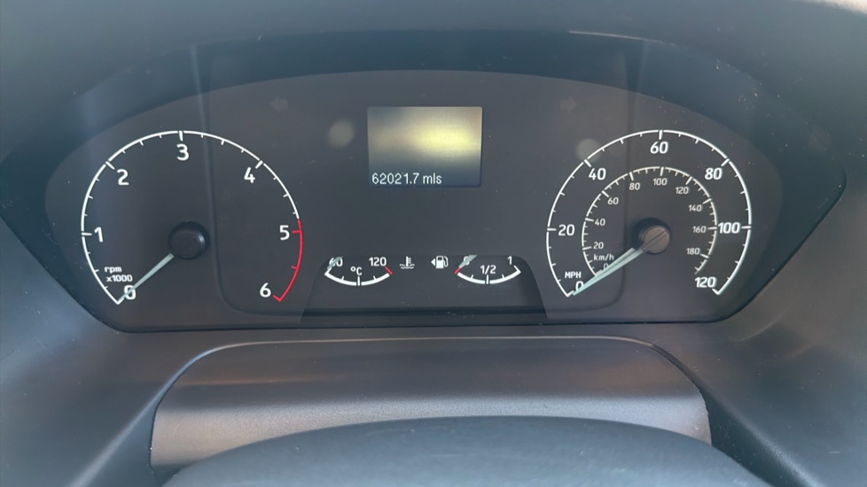 Ford Transit Custom 300 L1 Diesel Fwd 2.0 EcoBlue 130ps Low Roof D/Cab Limited Van - Image 19