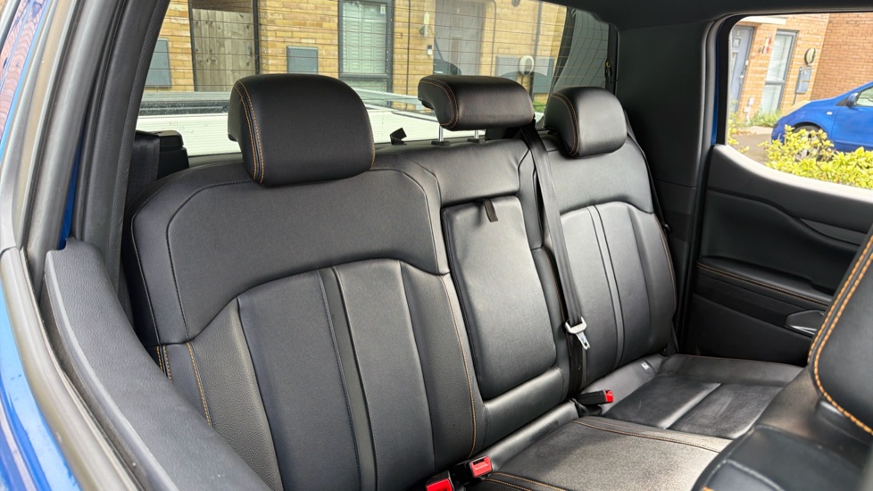 Ford Ranger Petrol Pick Up D/Cab Wildtrak 2.3 EcoBoost PHEV 281 Auto - Image 14
