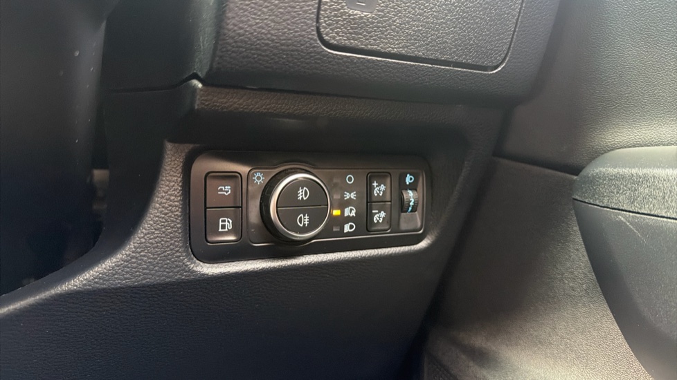 Ford Ranger Petrol Pick Up D/Cab Wildtrak 2.3 EcoBoost PHEV 281 Auto - Image 24