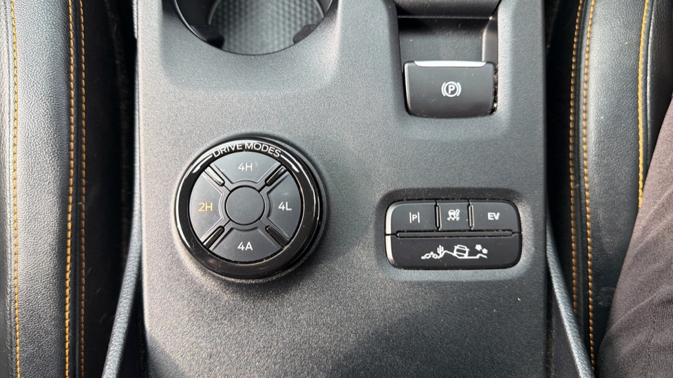 Ford Ranger Petrol Pick Up D/Cab Wildtrak 2.3 EcoBoost PHEV 281 Auto - Image 25