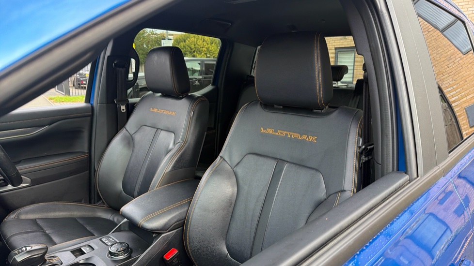 Ford Ranger Petrol Pick Up D/Cab Wildtrak 2.3 EcoBoost PHEV 281 Auto - Image 33