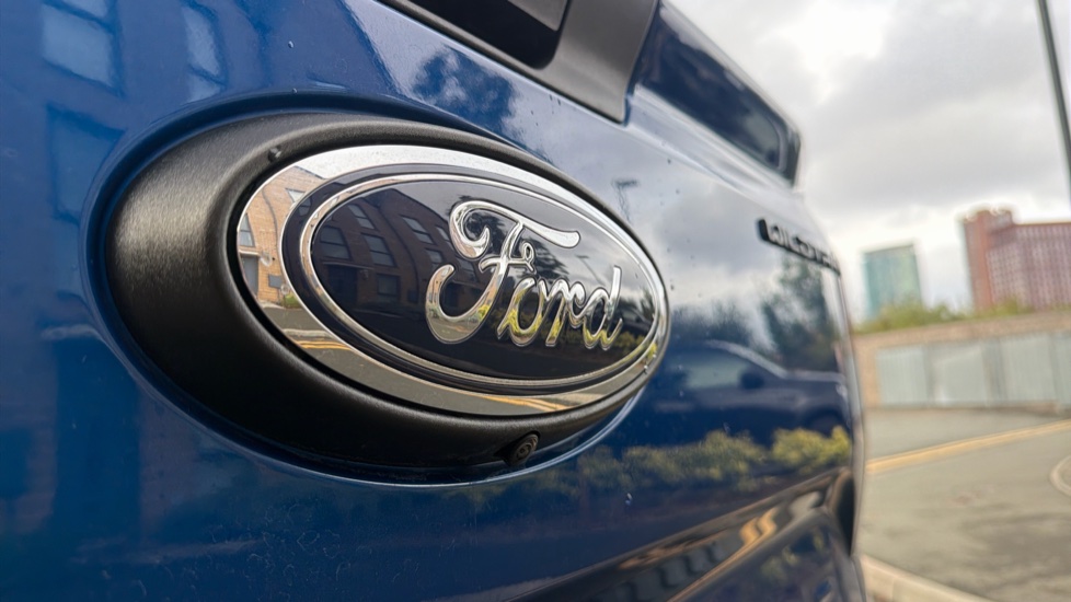 Ford Ranger Petrol Pick Up D/Cab Wildtrak 2.3 EcoBoost PHEV 281 Auto - Image 38