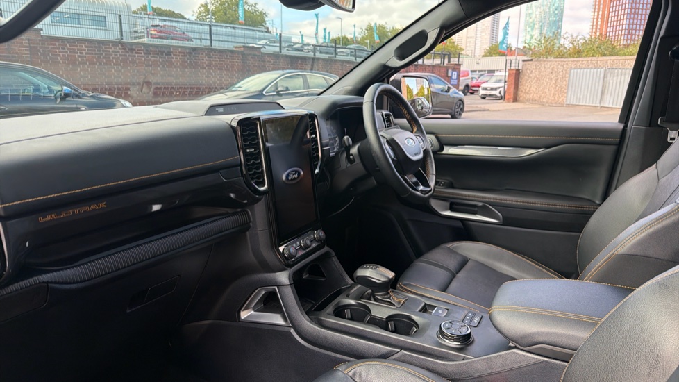 Ford Ranger Petrol Pick Up D/Cab Wildtrak 2.3 EcoBoost PHEV 281 Auto - Image 13