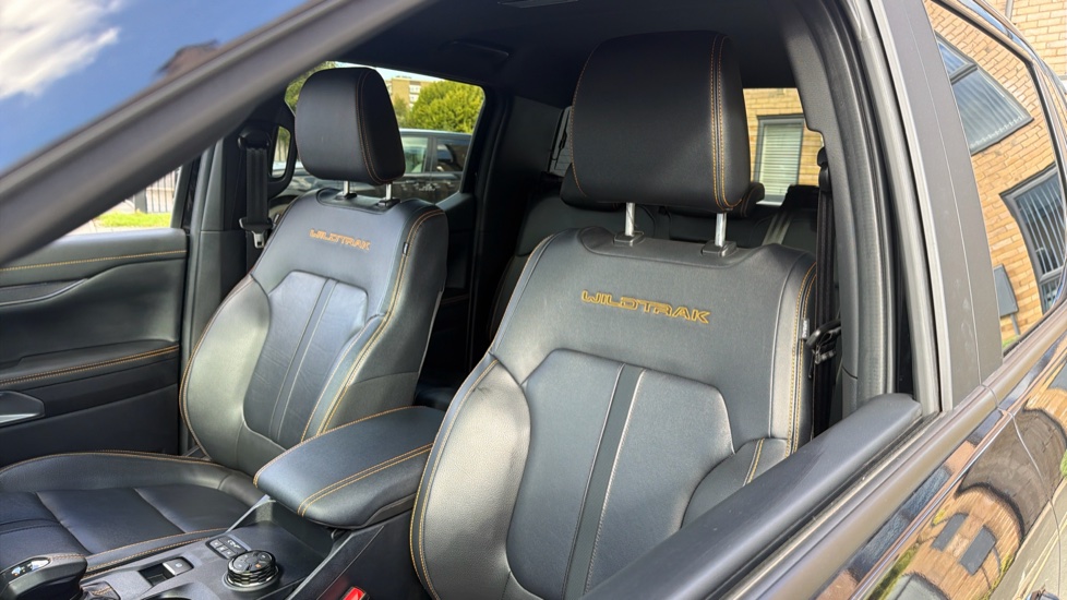 Ford Ranger Petrol Pick Up D/Cab Wildtrak 2.3 EcoBoost PHEV 281 Auto - Image 30