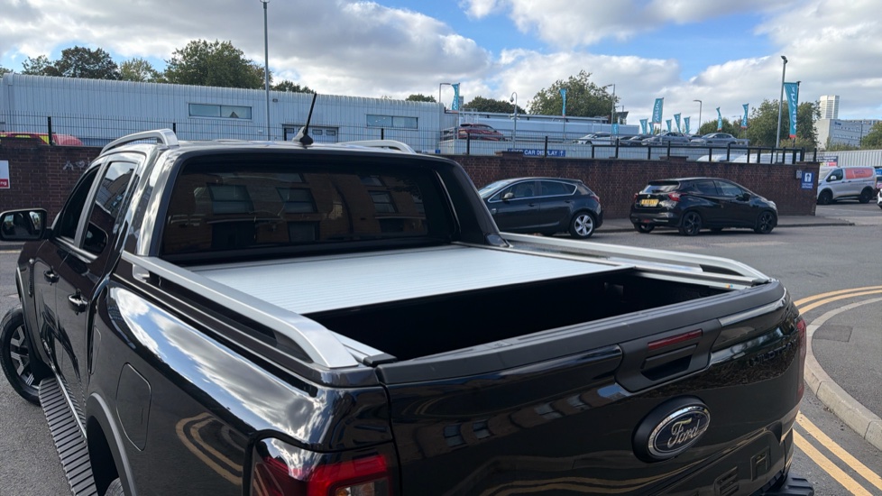 Ford Ranger Petrol Pick Up D/Cab Wildtrak 2.3 EcoBoost PHEV 281 Auto - Image 32
