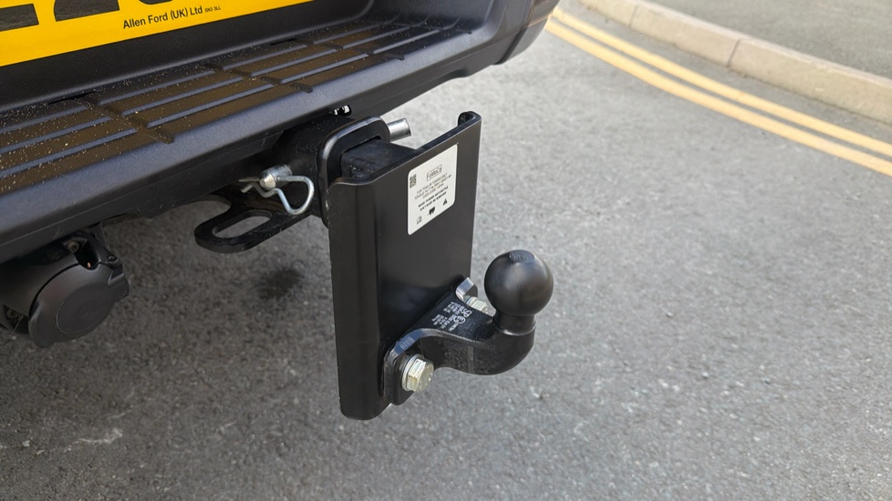 Ford Ranger Petrol Pick Up D/Cab Wildtrak 2.3 EcoBoost PHEV 281 Auto - Image 34