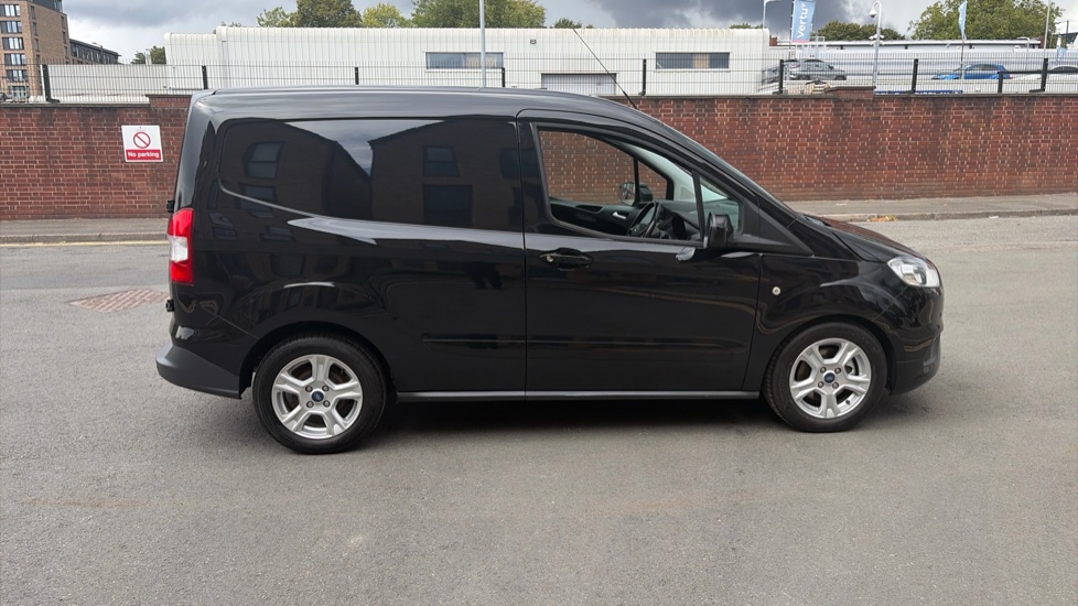 Ford Transit Courier Diesel 1.5 TDCi 100ps Limited Van [6 Speed] - Image 9