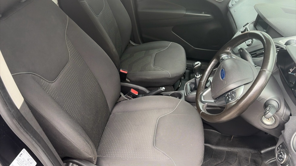 Ford Transit Courier Diesel 1.5 TDCi 100ps Limited Van [6 Speed] - Image 16