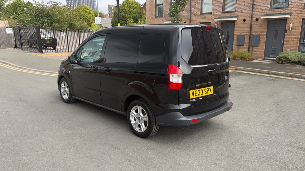 Ford Transit Courier Diesel 1.5 TDCi 100ps Limited Van [6 Speed] - Image 25