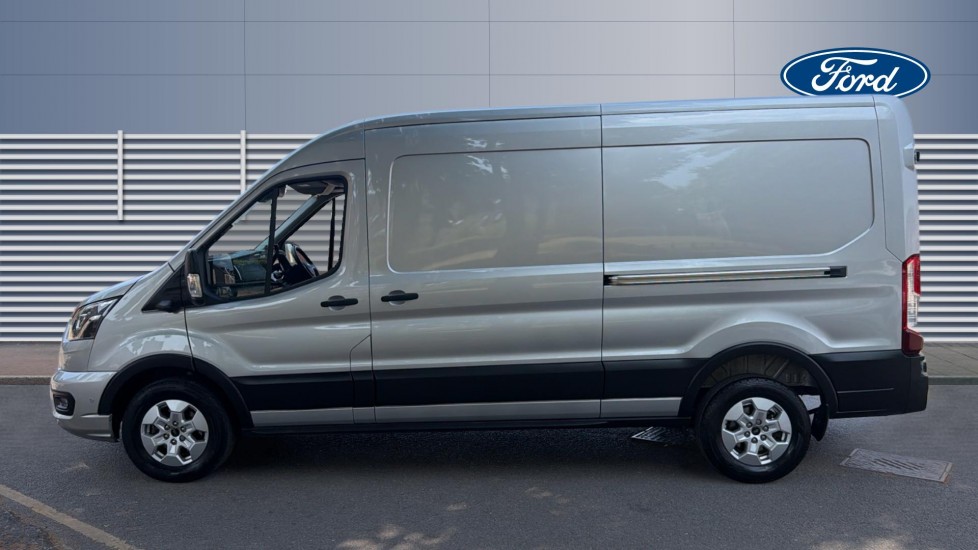 Ford Transit 350 L3 Diesel Fwd 2.0 EcoBlue 165ps H2 Limited Van Auto [Nav] - Image 4
