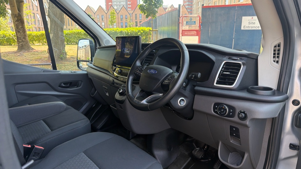 Ford Transit 350 L3 Diesel Fwd 2.0 EcoBlue 165ps H2 Limited Van Auto [Nav] - Image 6