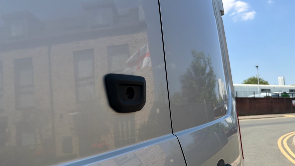 Ford Transit 350 L3 Diesel Fwd 2.0 EcoBlue 165ps H2 Limited Van Auto [Nav] - Image 31