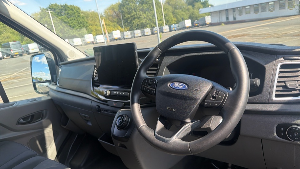Ford Transit 350 L2 Diesel Fwd 2.0 EcoBlue 130ps H2 Limited Van Auto [8S] [Nav] - Image 16