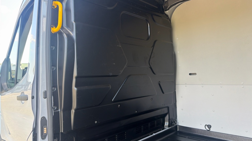 Ford Transit 350 L2 Diesel Fwd 2.0 EcoBlue 130ps H2 Limited Van Auto [8S] [Nav] - Image 18