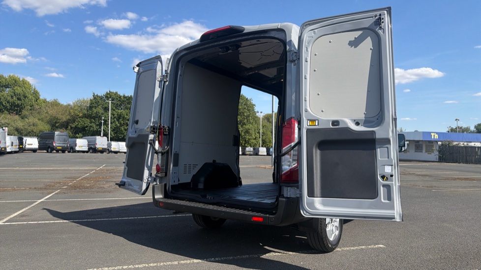 Ford Transit 350 L2 Diesel Fwd 2.0 EcoBlue 130ps H2 Limited Van Auto [8S] [Nav] - Image 33