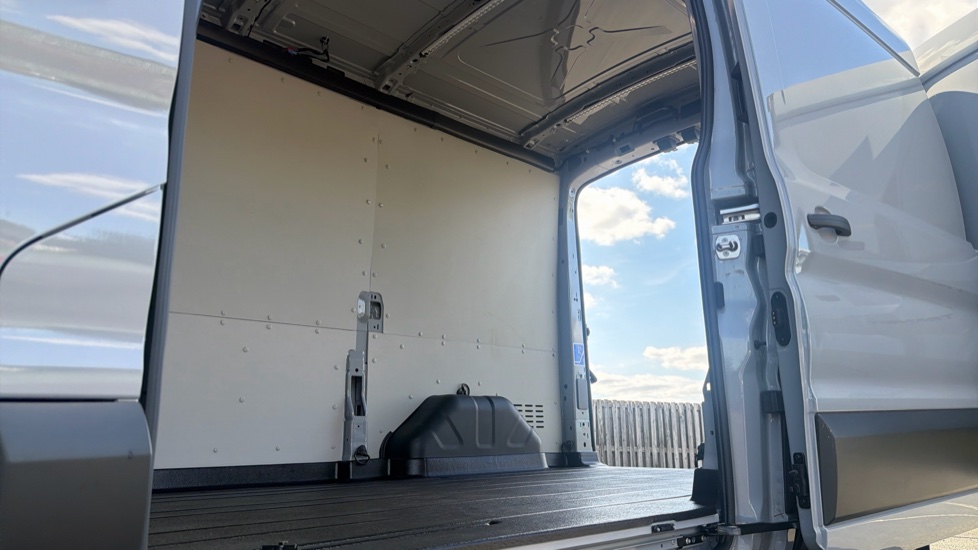 Ford Transit 350 L2 Diesel Fwd 2.0 EcoBlue 130ps H2 Limited Van Auto [8S] [Nav] - Image 34