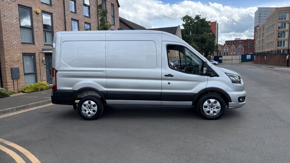 Ford Transit 350 L2 Diesel Fwd 2.0 EcoBlue 130ps H2 Limited Van Auto [8S] [Nav] - Image 9