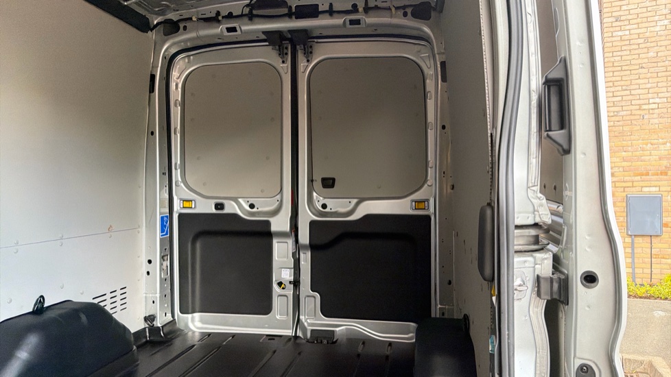 Ford Transit 350 L2 Diesel Fwd 2.0 EcoBlue 130ps H2 Limited Van Auto [8S] [Nav] - Image 14