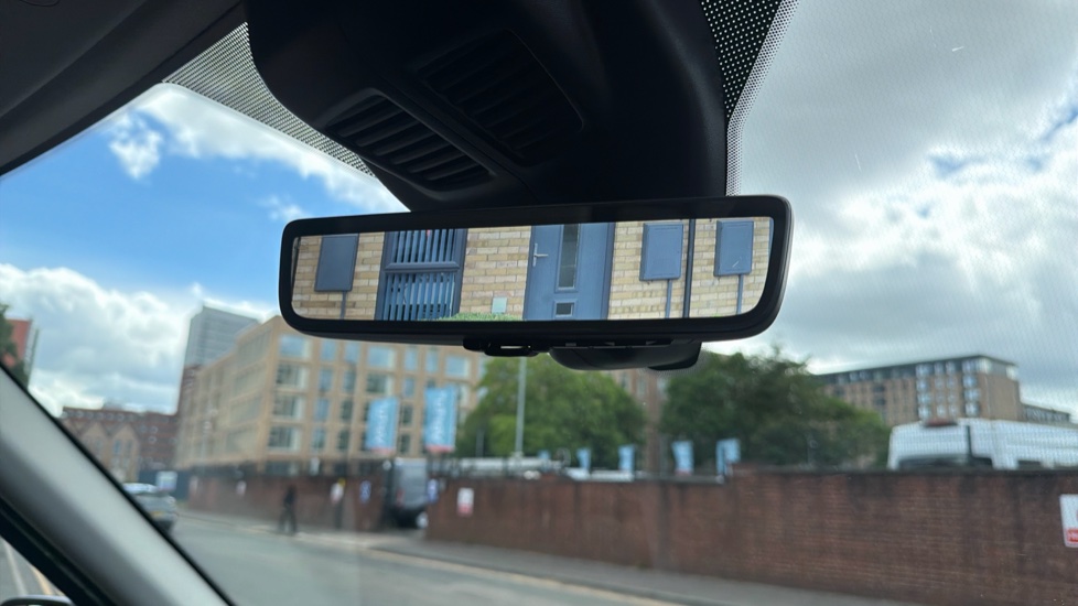 Ford Transit 350 L2 Diesel Fwd 2.0 EcoBlue 130ps H2 Limited Van Auto [8S] [Nav] - Image 25