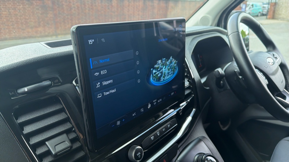 Ford Transit 350 L2 Diesel Fwd 2.0 EcoBlue 130ps H2 Limited Van Auto [8S] [Nav] - Image 27