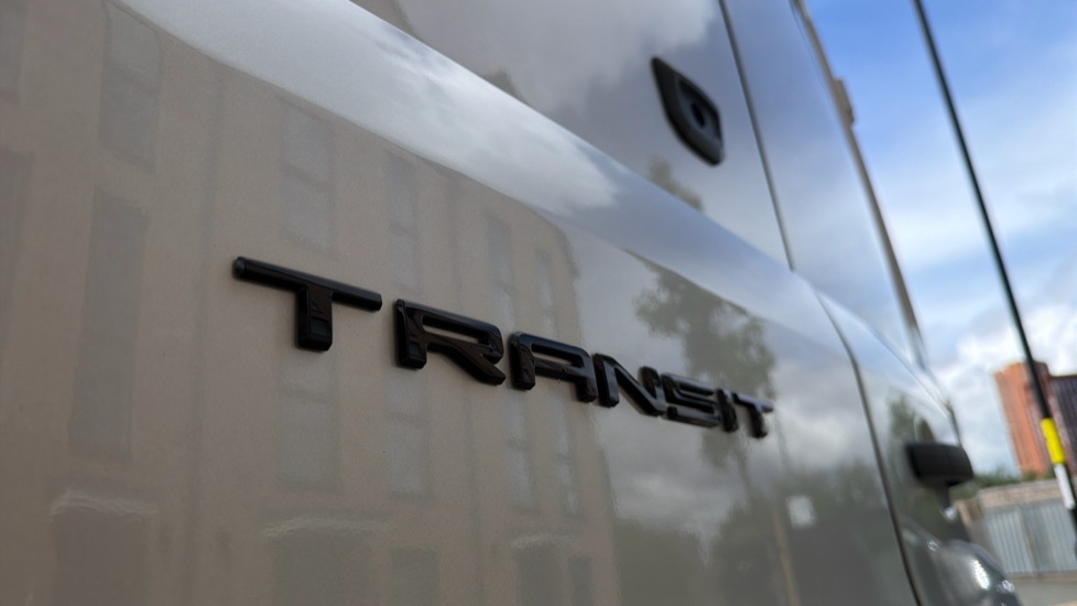 Ford Transit 350 L2 Diesel Fwd 2.0 EcoBlue 130ps H2 Limited Van Auto [8S] [Nav] - Image 35